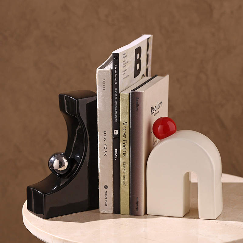 Niche Art Bookend Ornament