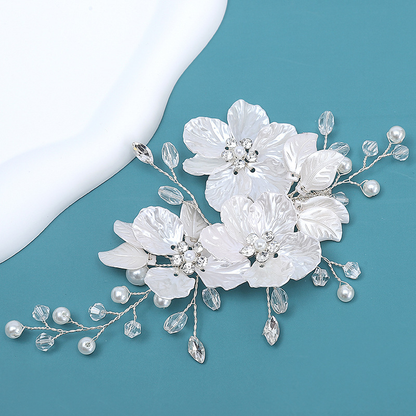 Handmade pearl flower hair clip