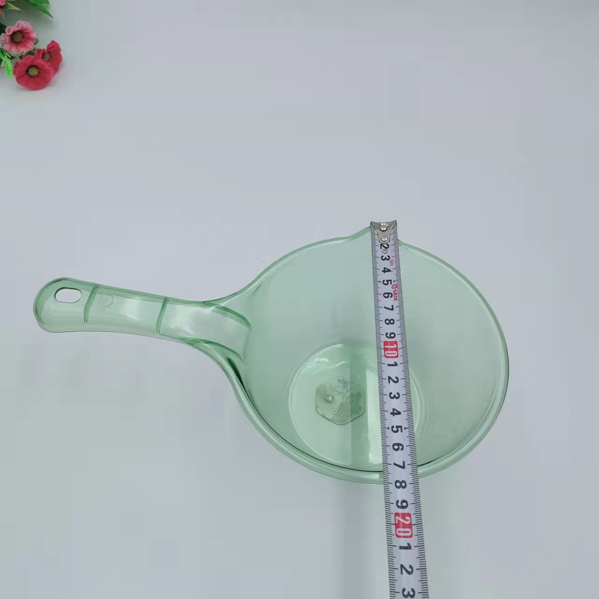 Factory supply plastic transparent water scoop can be hung water scoop thick not easy to break Crystal Scoop