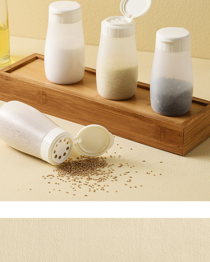 Salt jar seasonings box sprinkling bottle household kitchen mini small MSG pepper powder barbecue special sealed plastic jar