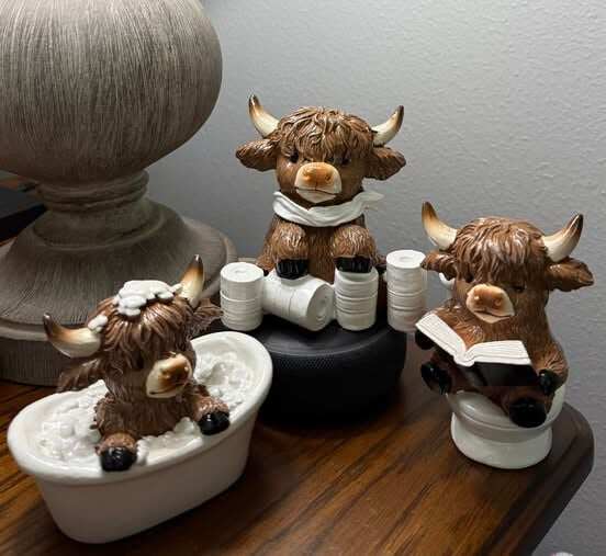 Cow Statue - Bathroom Theme Resin Sculpture | Resin Animal Figures